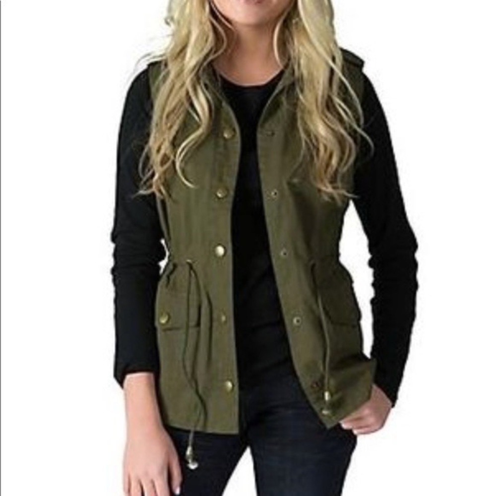 Utility Vest Olive Green 💚